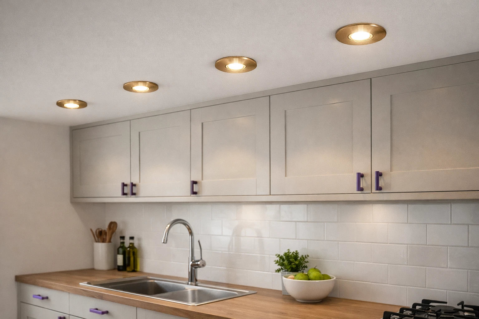 Knightsbridge SpektroLED Evo Fire Rated IP65 Downlight 5W/7W 4CCT 2700–6000K for Bathrooms & Living Areas